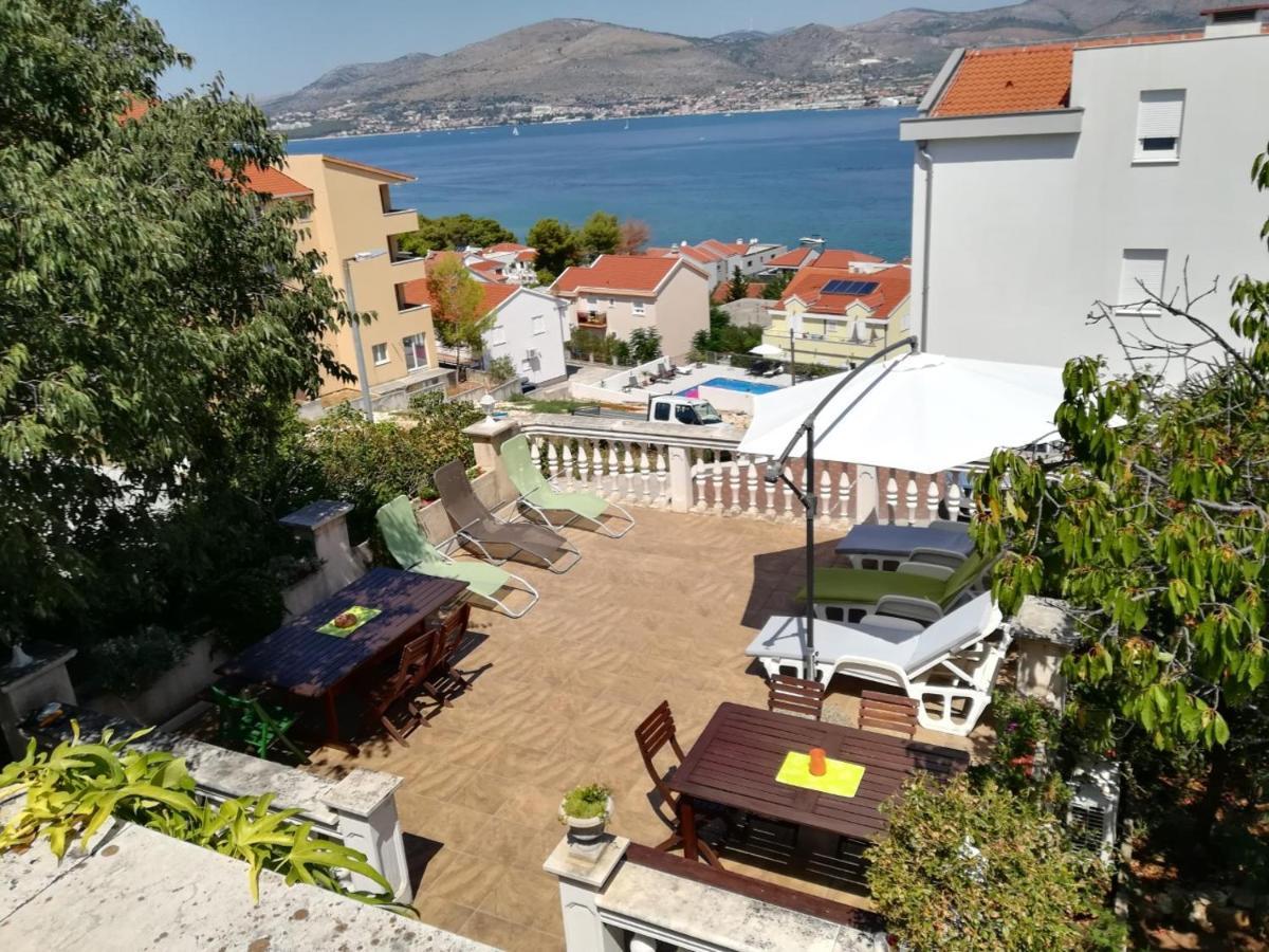 Villa Caroline Trogir Exterior photo